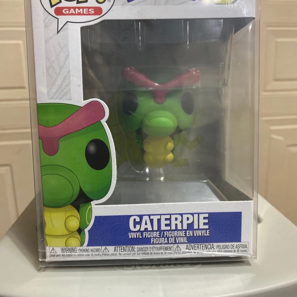 Brand New Pokemon Funko Pop Caterpie #848.